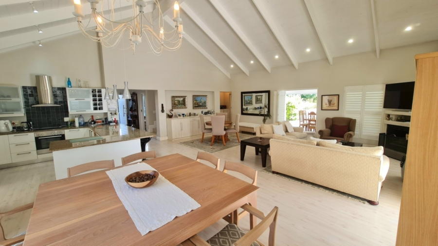 4 Bedroom Property for Sale in Goose Valley Western Cape